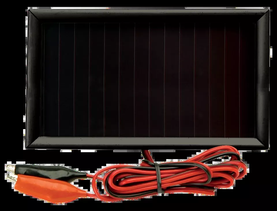 American Hunter BLEC12 12V Solar Charger with Trickle Charge Feature