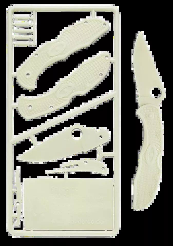 Spyderco Delica 4 Glow-In-The-Dark Plastic Kit for Kids 7+