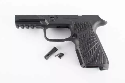 Wilson Combat Grip Module Compact Fits Sig P320 FALSE Manual Safety Black 320-ccsb